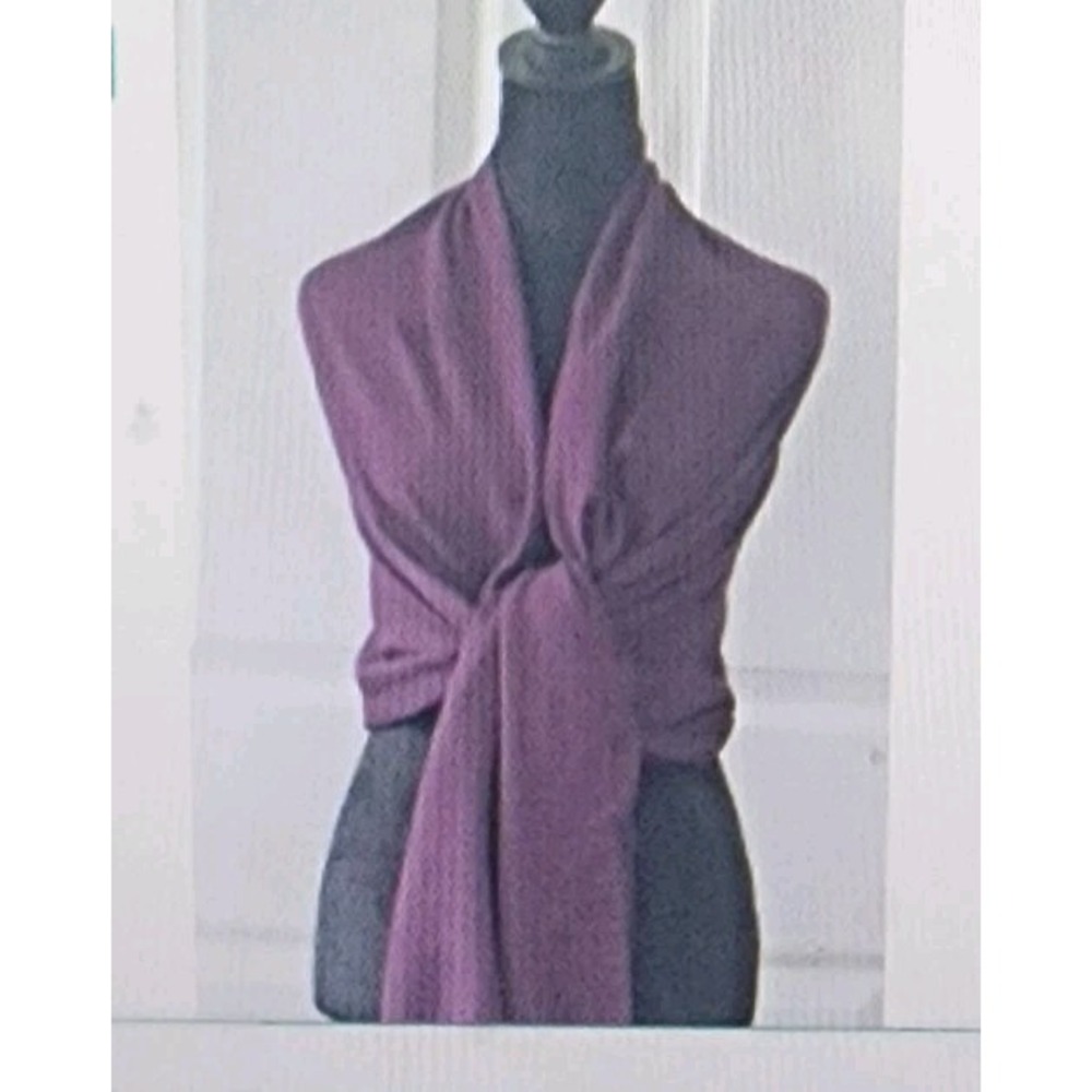 Shawl/ Scarf/Wrap by Pashmina in burgandy 35 x 72